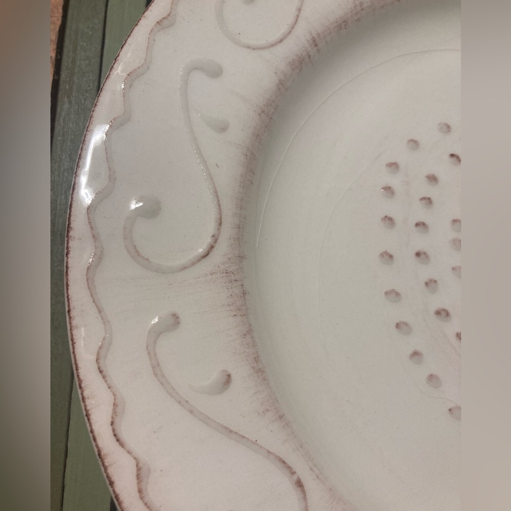 Vintage Ceramiche Toscane Hand-Painted Raised Heart Plate 9” - Picture 5 of 8